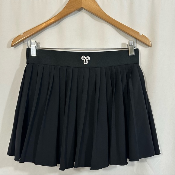 Aritzia Skirts Aritzia Tna Pleated Athletic Tennis Skirt In Black